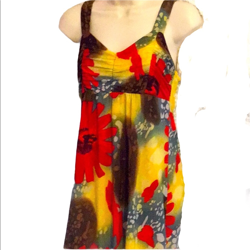 Beautiful reds ,yellow and browns sundress in M
